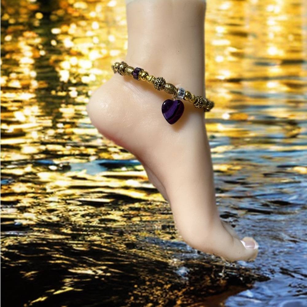 Purple Stone Heart Bead Ankle Bracelet in Goldtone